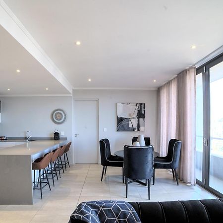 Masingita Towers Hotel And Spa Johannesburg Esterno foto